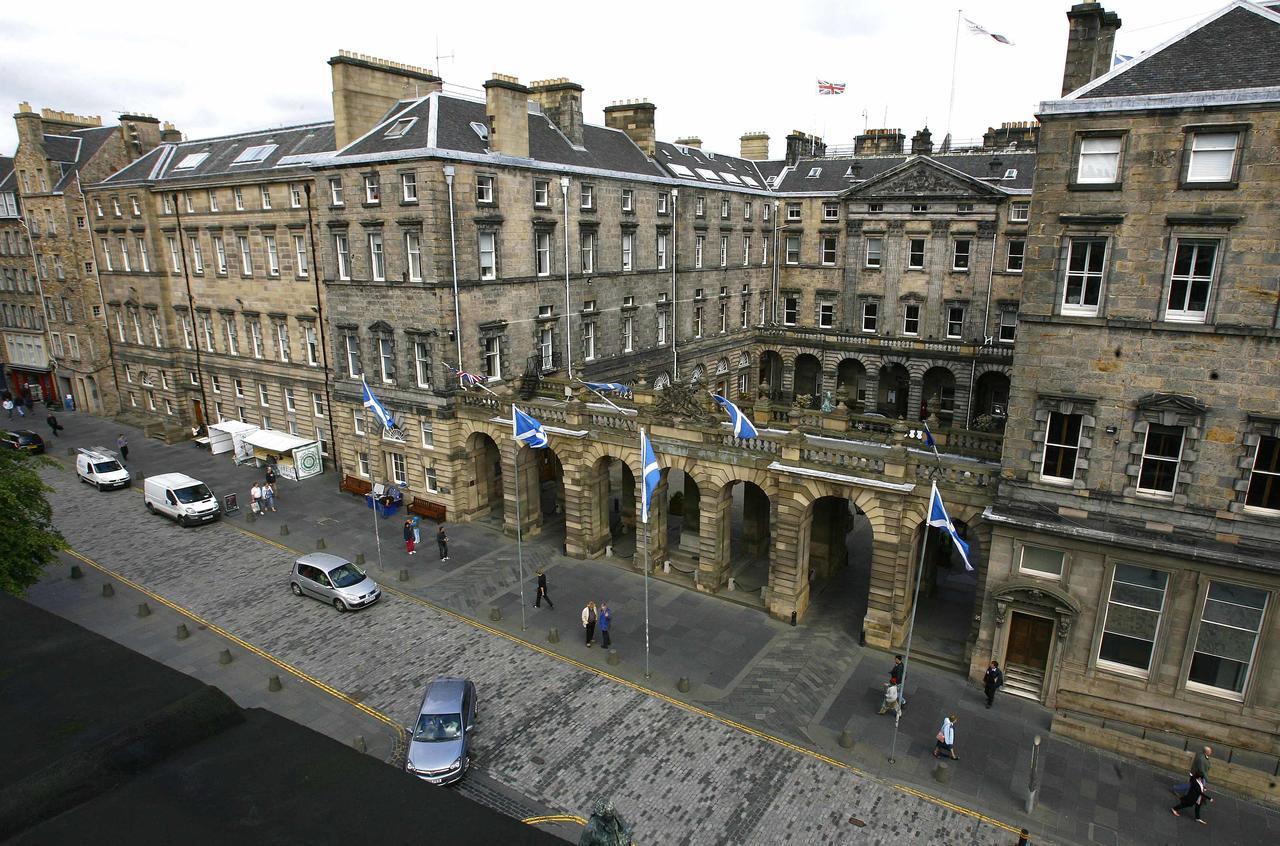 Parliament Sq Lägenhet Edinburg Exteriör bild